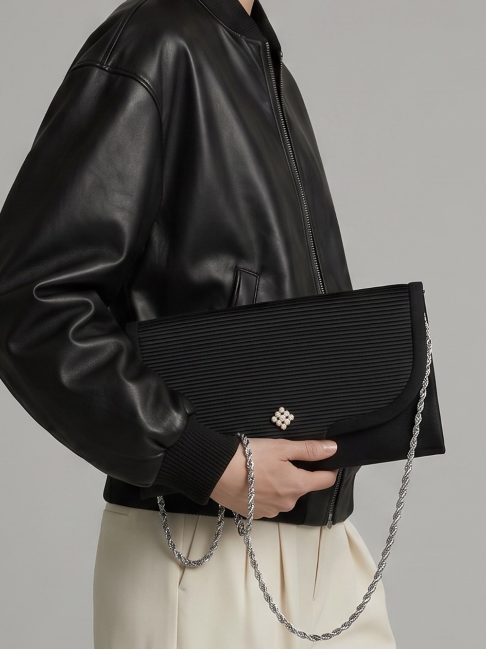 Mikimoto Pearl Accent Dress Clutch Shoulder Bag With Silver Chain Strap